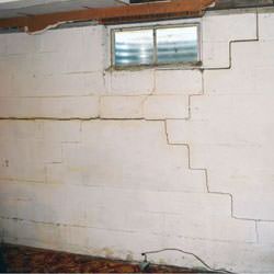 Bowing foundation walls in danger of failure in Goodyear